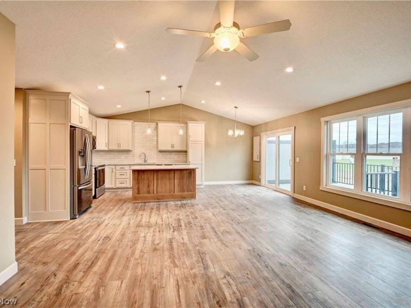 767 Fernsell Street SW, Strasburg, OH 44680 Photo 7