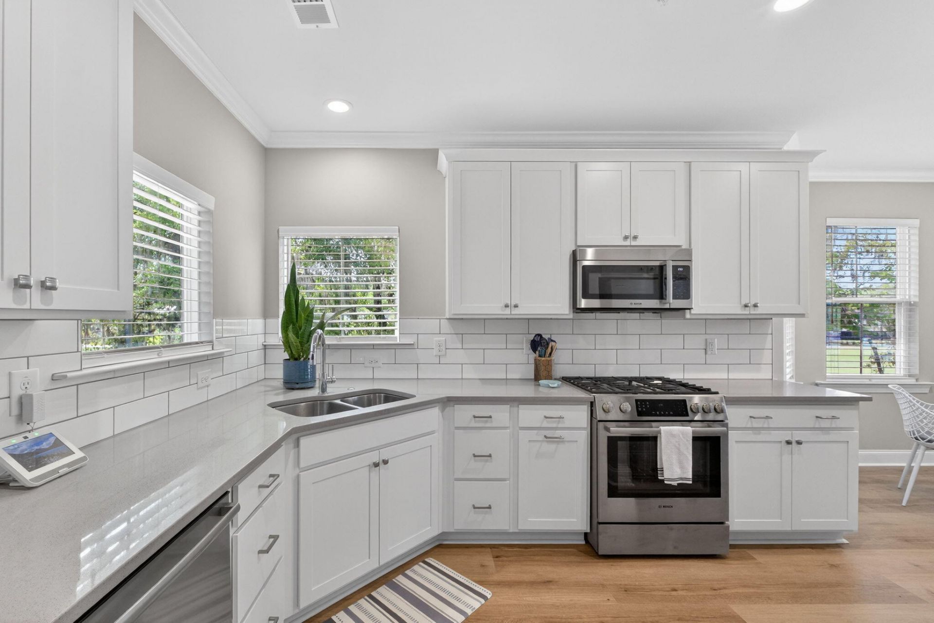 410 Carolina Cherry Photo 15