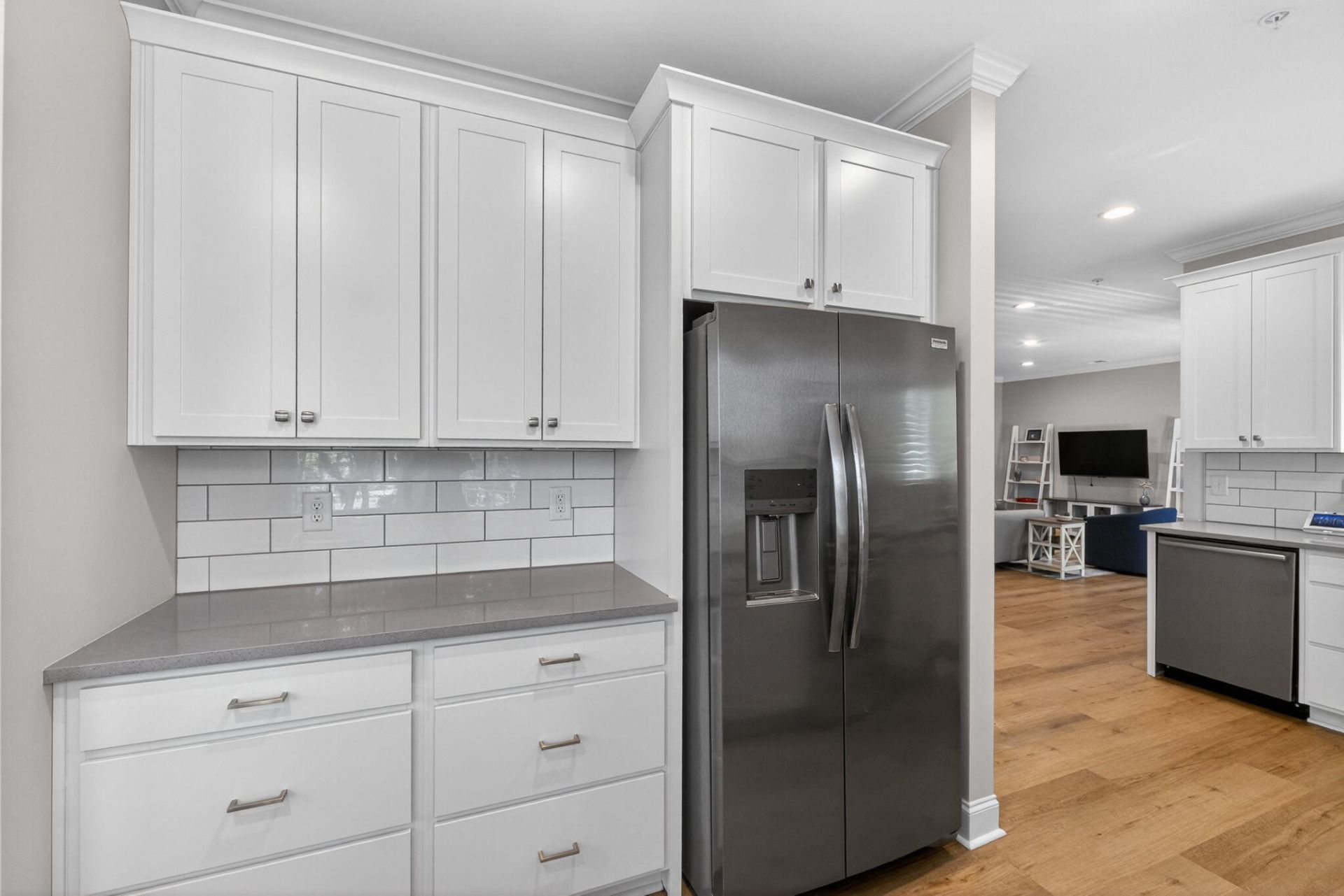 410 Carolina Cherry Photo 18