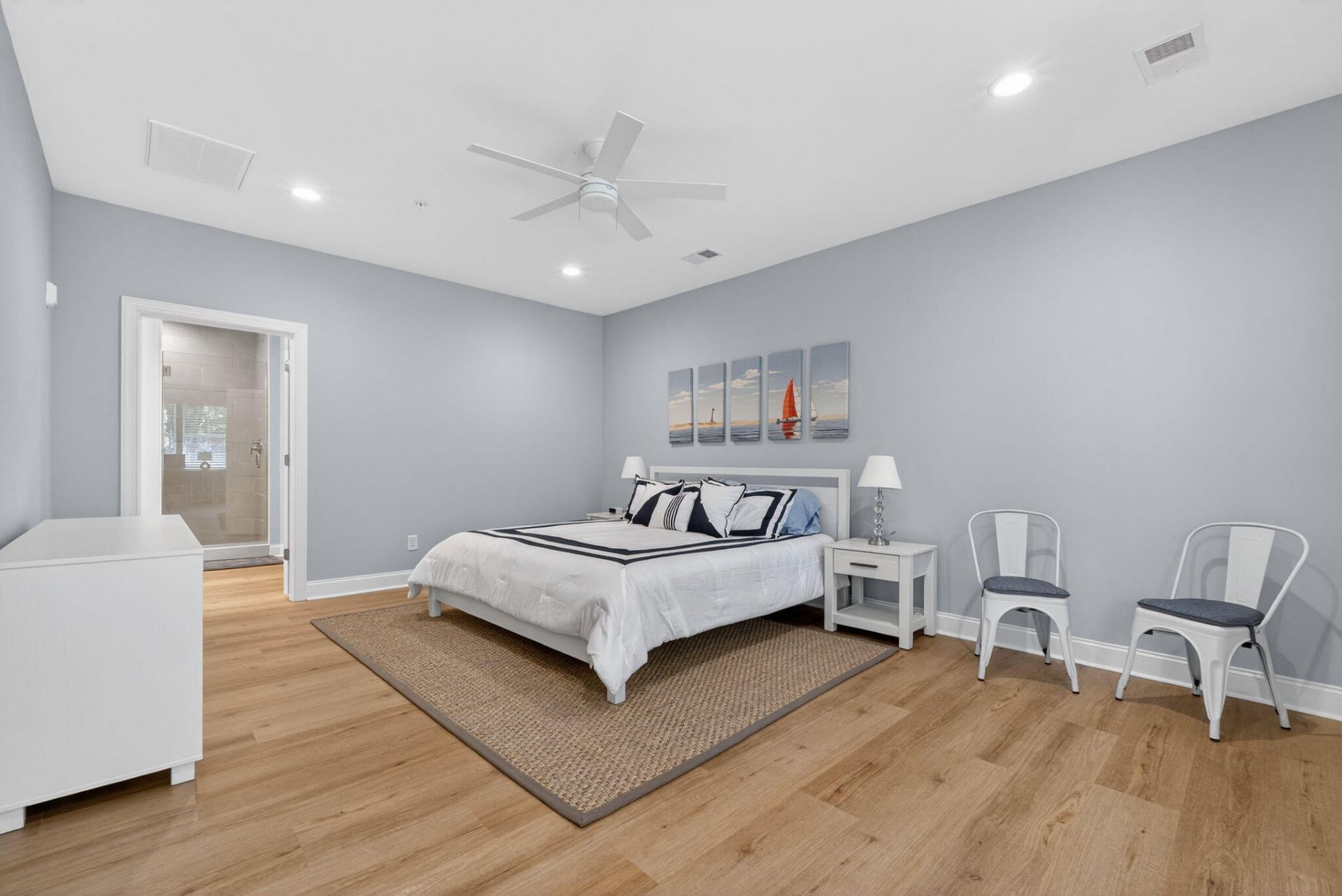 410 Carolina Cherry Photo 22