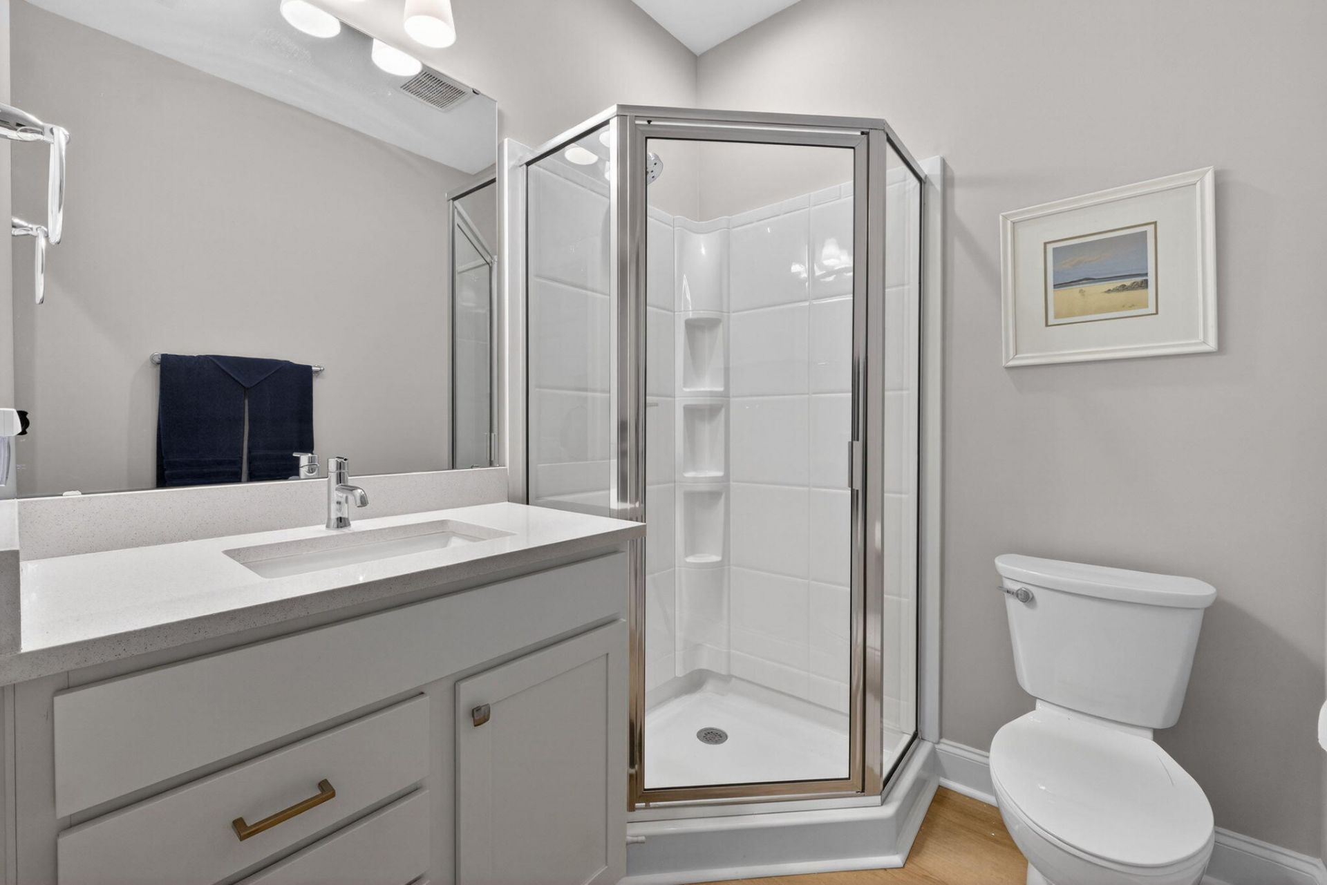 410 Carolina Cherry Photo 27