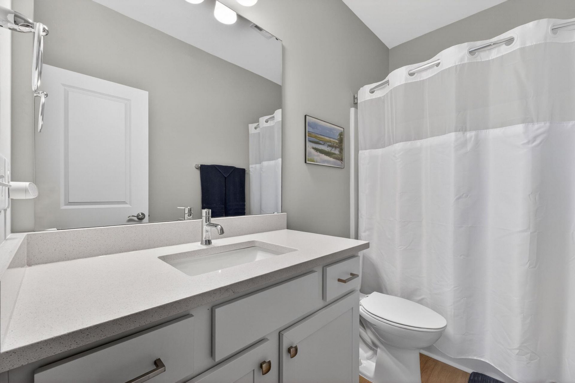 410 Carolina Cherry Photo 31