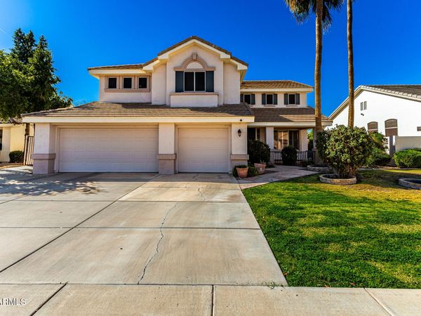 680 N NANTUCKET Street, Chandler, AZ 85225