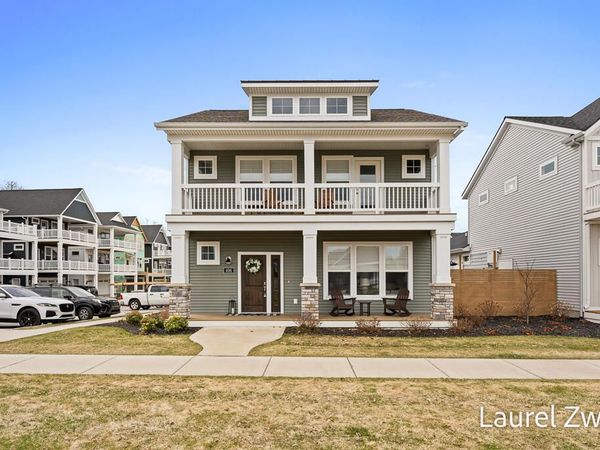 406 W Leland Drive, Whitehall, MI 49461