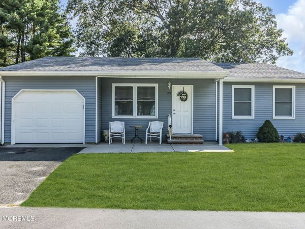 20 Falmouth Avenue, Unit 72, Whiting, NJ 08759