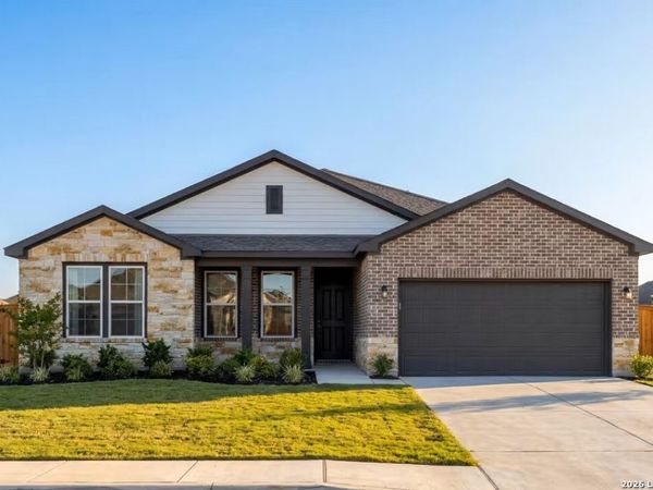 244 Lily Pass, Castroville, TX 78009