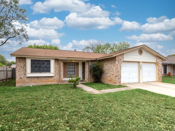 5851 Cliffbrier, San Antonio, TX 78250