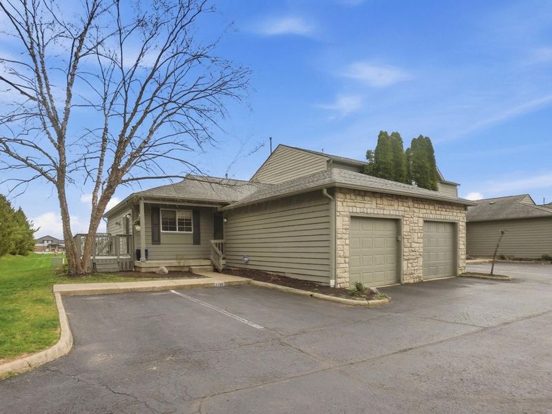 5762 Blendonbrook Lane , Unit 107A, Columbus, OH 43230 Photo 3