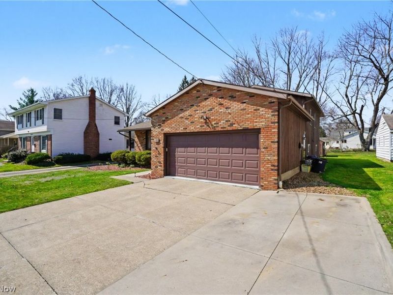 3114 Englewood Drive , Silver Lake, OH 44224 Photo 4