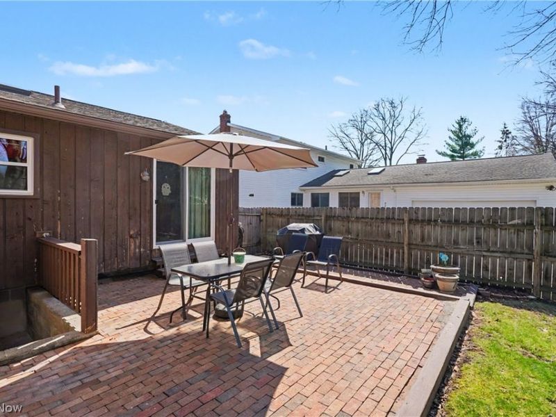 3114 Englewood Drive , Silver Lake, OH 44224 Photo 7