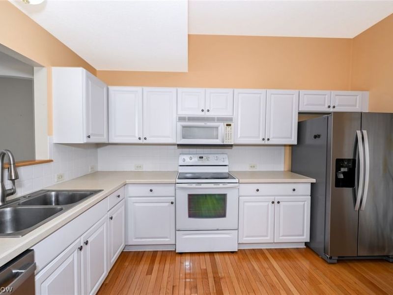 3156 Benwick Drive, Medina, OH 44256 Photo 3