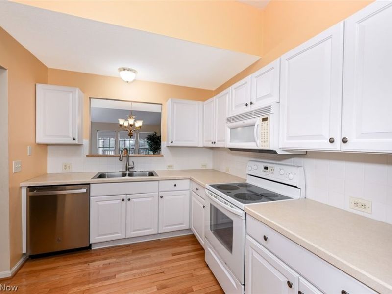 3156 Benwick Drive, Medina, OH 44256 Photo 8