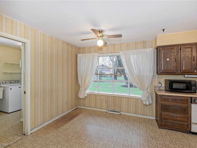 692 Davidson Drive , Highland Heights, OH 44143 Photo 12