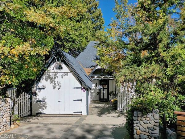 197 Rocky Point, Lake Arrowhead, CA 92352