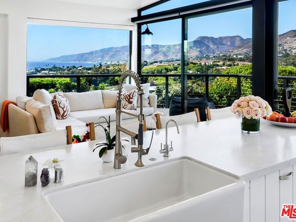 29500 Heathercliff Road, Unit 212, Malibu, CA 90265