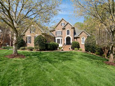 6121 Carlyle Drive, Raleigh, NC 27614