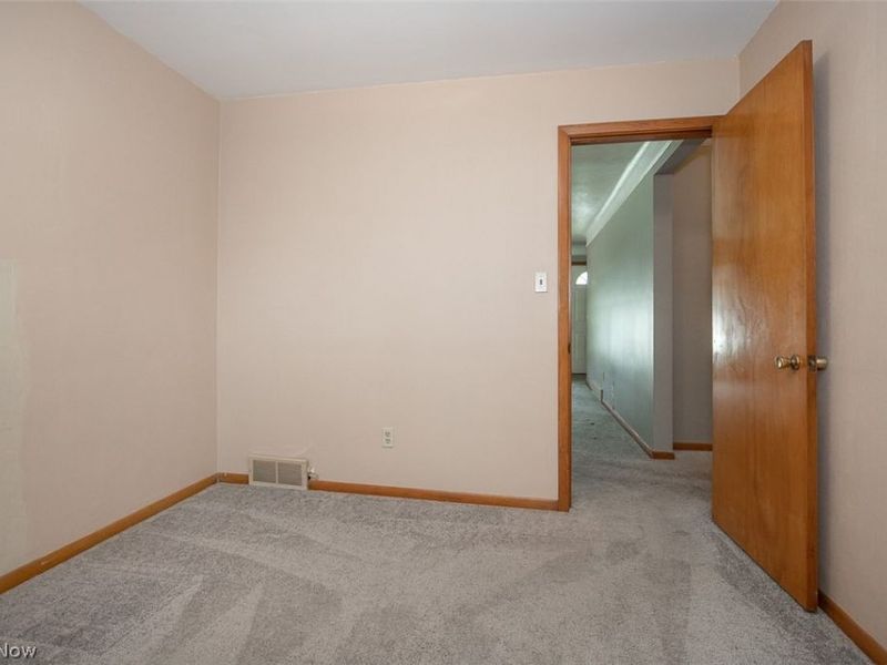 5531 Briarcliff Drive , Garfield Heights, OH 44125 Photo 13