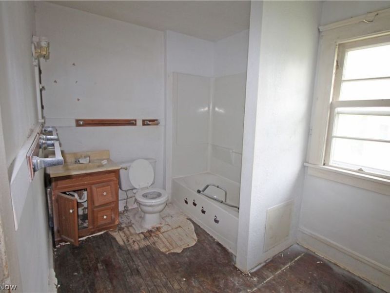 3107 E 98th Street , Cleveland, OH 44104 Photo 15