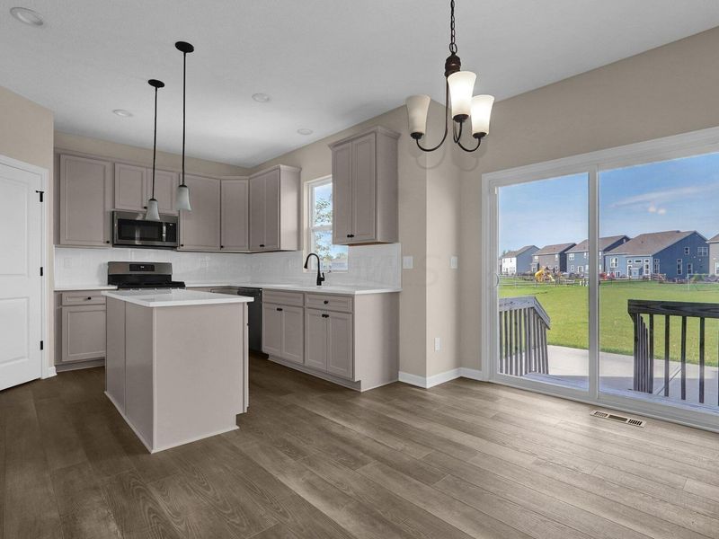 2775 Chatwood Loop , Blacklick, OH 43004 Photo 12