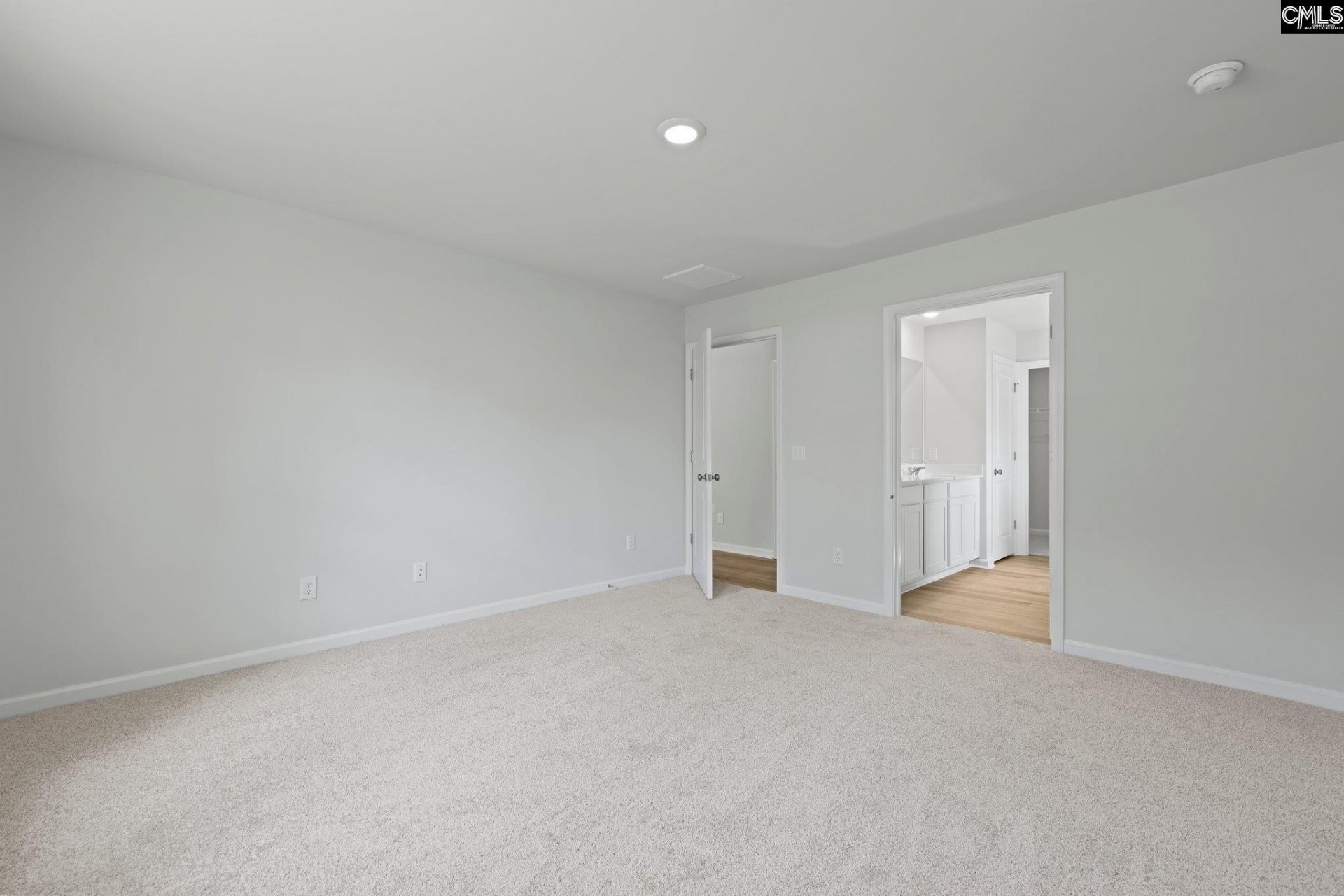 310 Paratrooper Lane  Photo 32