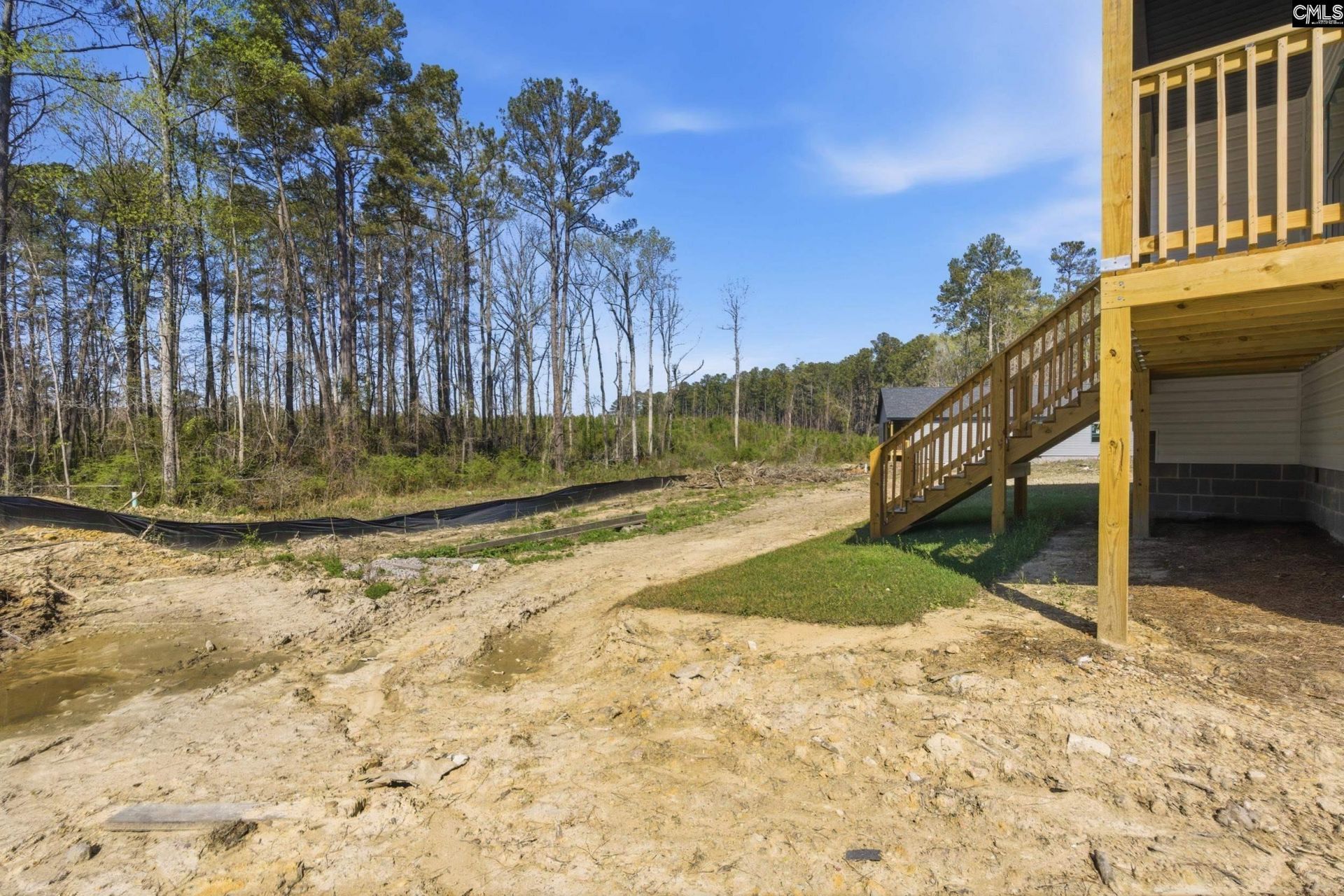 410 Lincolnshire Boulevard  Photo 4