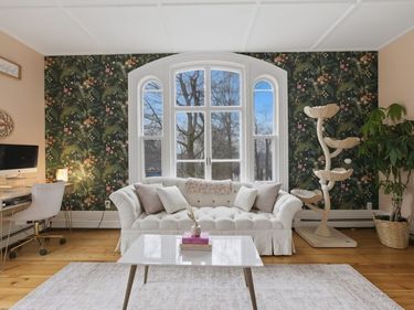 4 Mount Vernon St, Unit 3, Haverhill, MA 01830