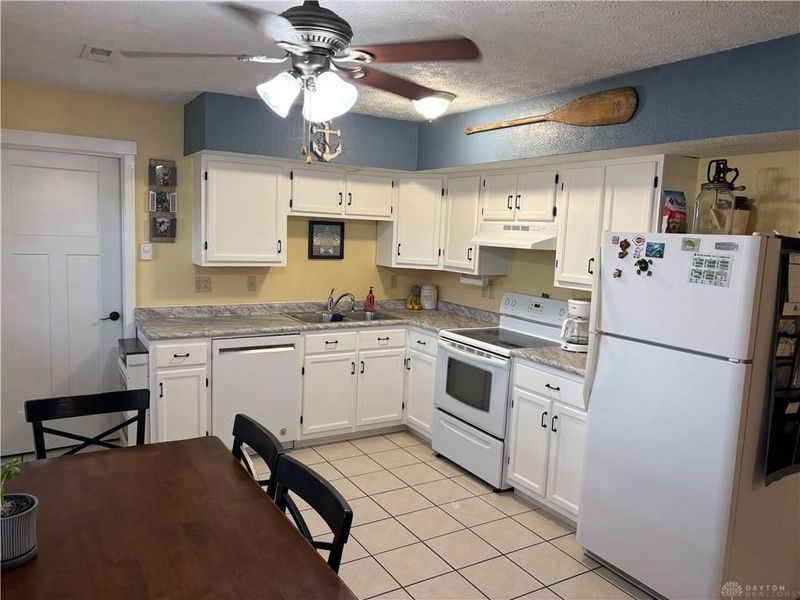 401 Chestnut Drive, Eaton, OH 45320 Photo 5