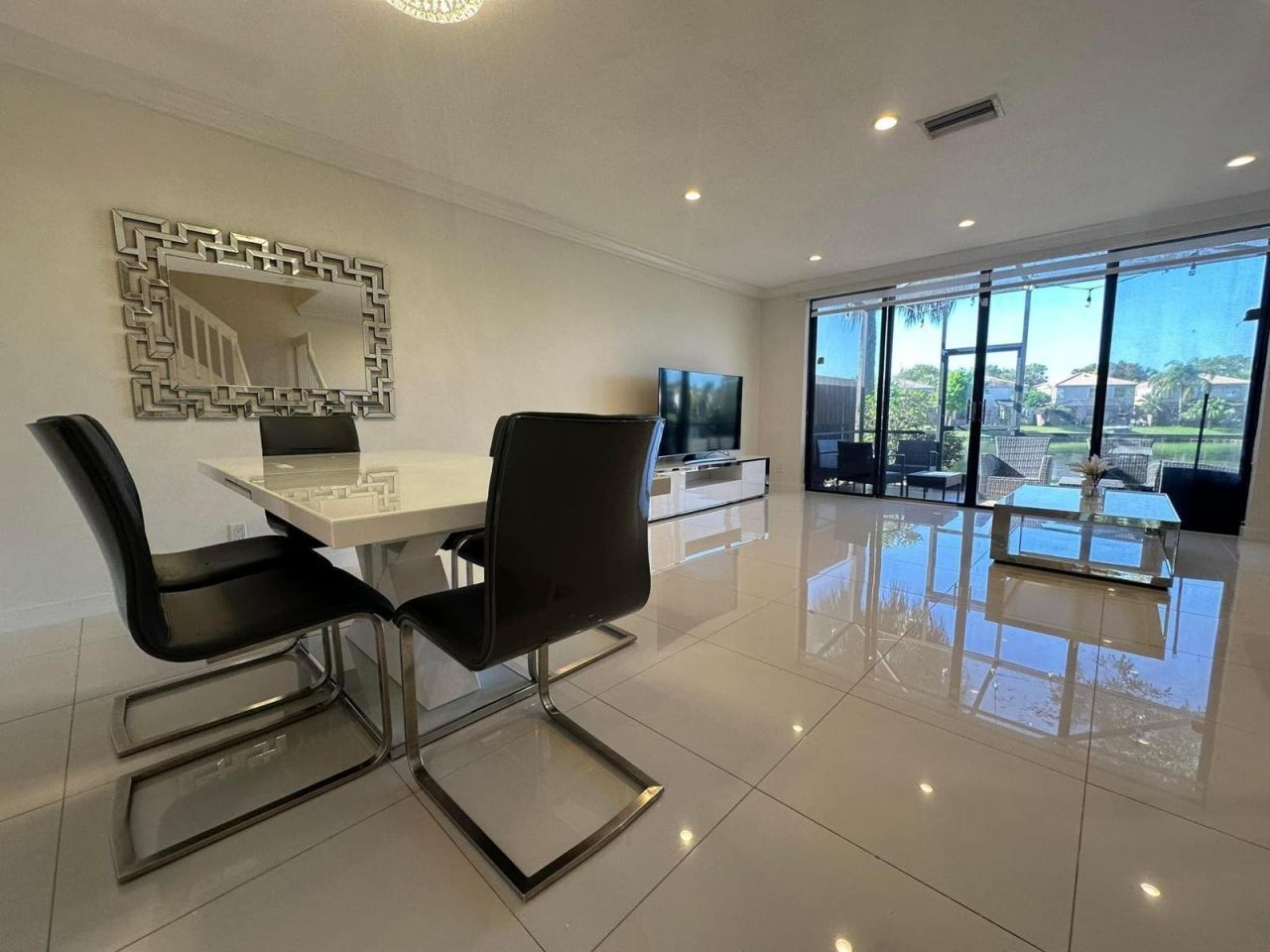 10630 NW 14th Street, Unit 118, Plantation, FL 33322 Photo