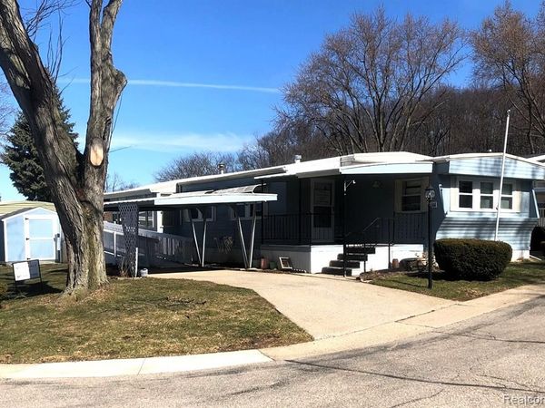 161 Spruce Drive, Jonesville, MI 49250