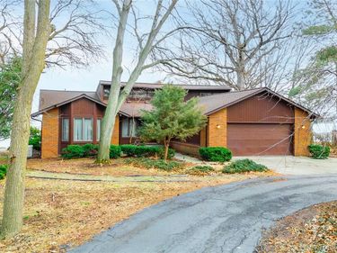 27981 Elba Road, Grosse Ile Twp, MI 48138