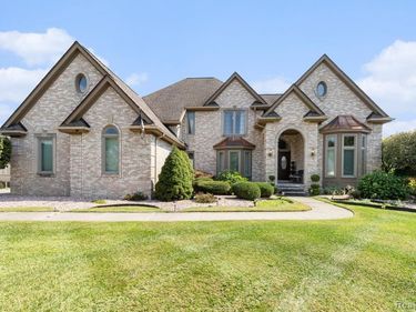 49931 Cooke Avenue, Plymouth Twp, MI 48170