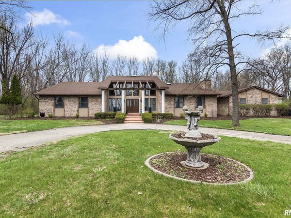 2421 E LAKE SHORE Drive, Springfield, IL 62712