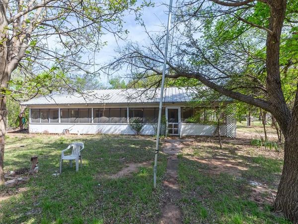 749 Cedar Street, Buffalo Gap, TX 79601