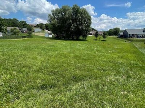 621 Sweetgum Court , Foristell, MO 63348