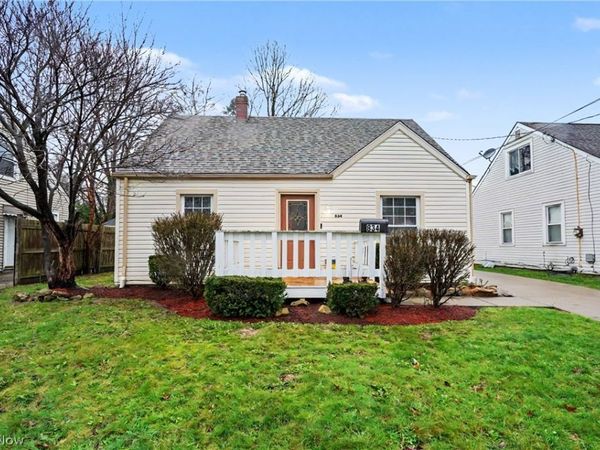834 Sarcee Avenue , Akron, OH 44305