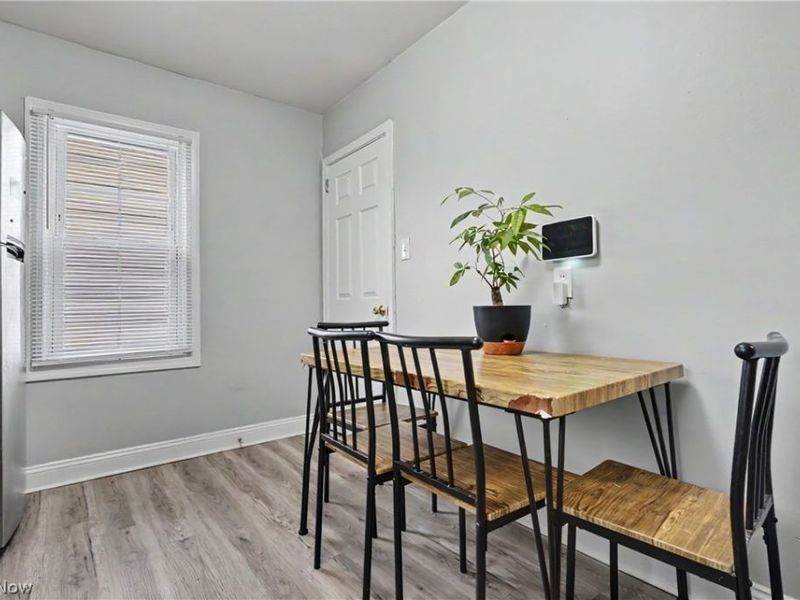 834 Sarcee Avenue , Akron, OH 44305 Photo 14