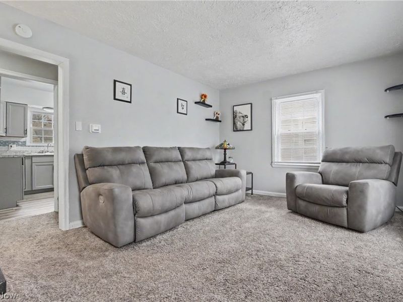 834 Sarcee Avenue , Akron, OH 44305 Photo 7