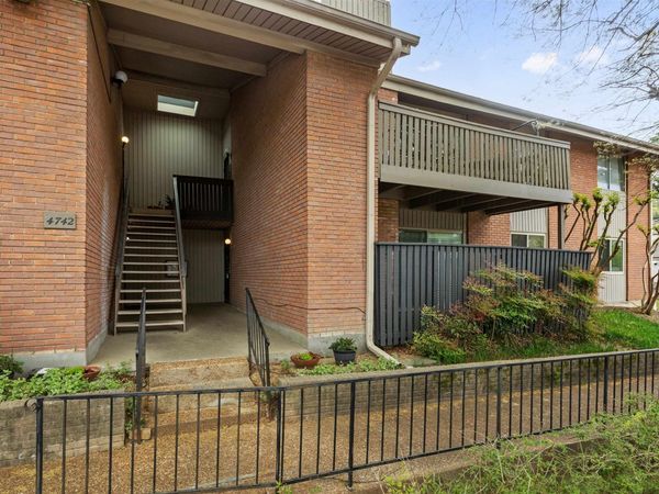 4742 OAKBROOK CT, Unit 1, Memphis, TN 38117
