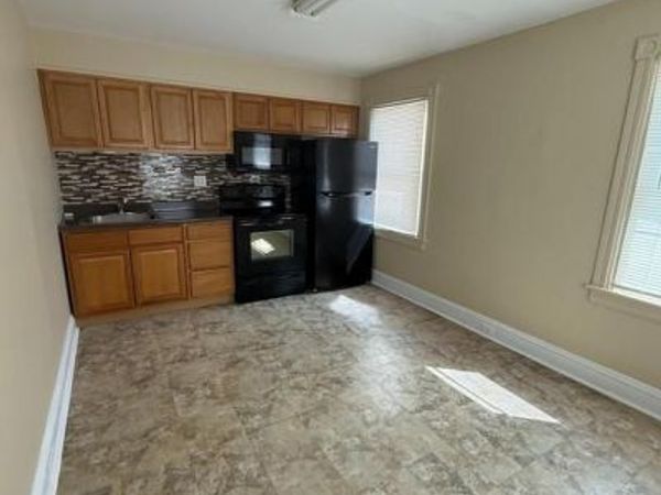 388 W LANCASTER AVENUE, WAYNE, PA 19087