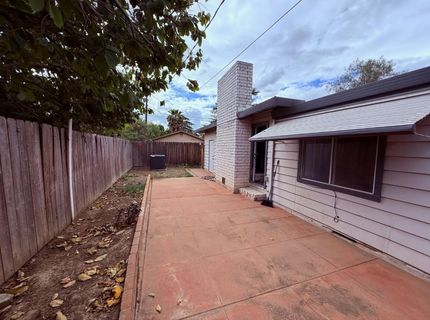 1212 Kern St, Newman, CA 95360 Photo