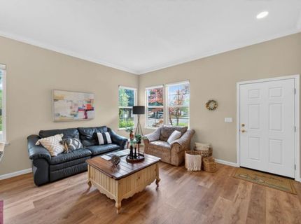 1817 Titian Ct, Davis, CA 95618 Photo