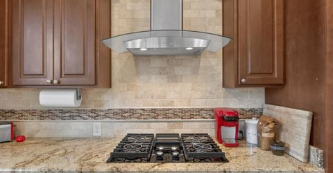 1817 Titian Ct, Davis, CA 95618 Photo