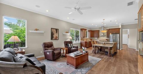 1817 Titian Ct, Davis, CA 95618 Photo