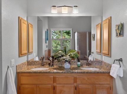 1817 Titian Ct, Davis, CA 95618 Photo