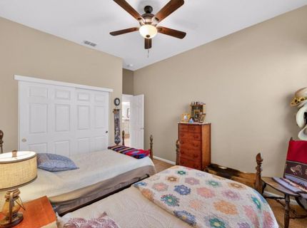 1817 Titian Ct, Davis, CA 95618 Photo