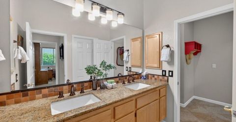 1817 Titian Ct, Davis, CA 95618 Photo