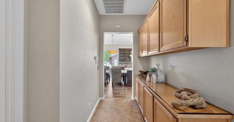 1817 Titian Ct, Davis, CA 95618 Photo