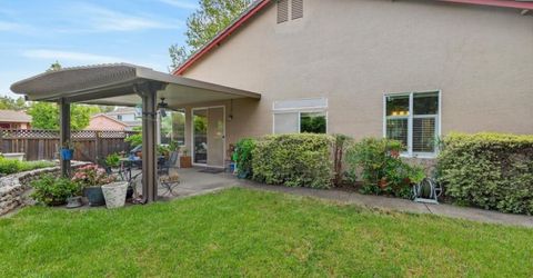 1817 Titian Ct, Davis, CA 95618 Photo