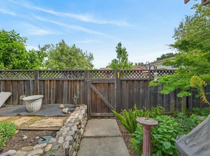 1817 Titian Ct, Davis, CA 95618 Photo