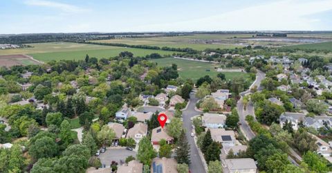 1817 Titian Ct, Davis, CA 95618 Photo